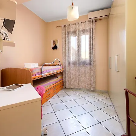 Virgilio House * 圣维托罗卡波